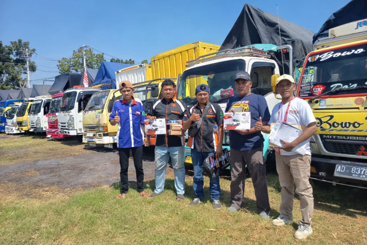 KOMUNITAS DRIVER SOLO TIMUR